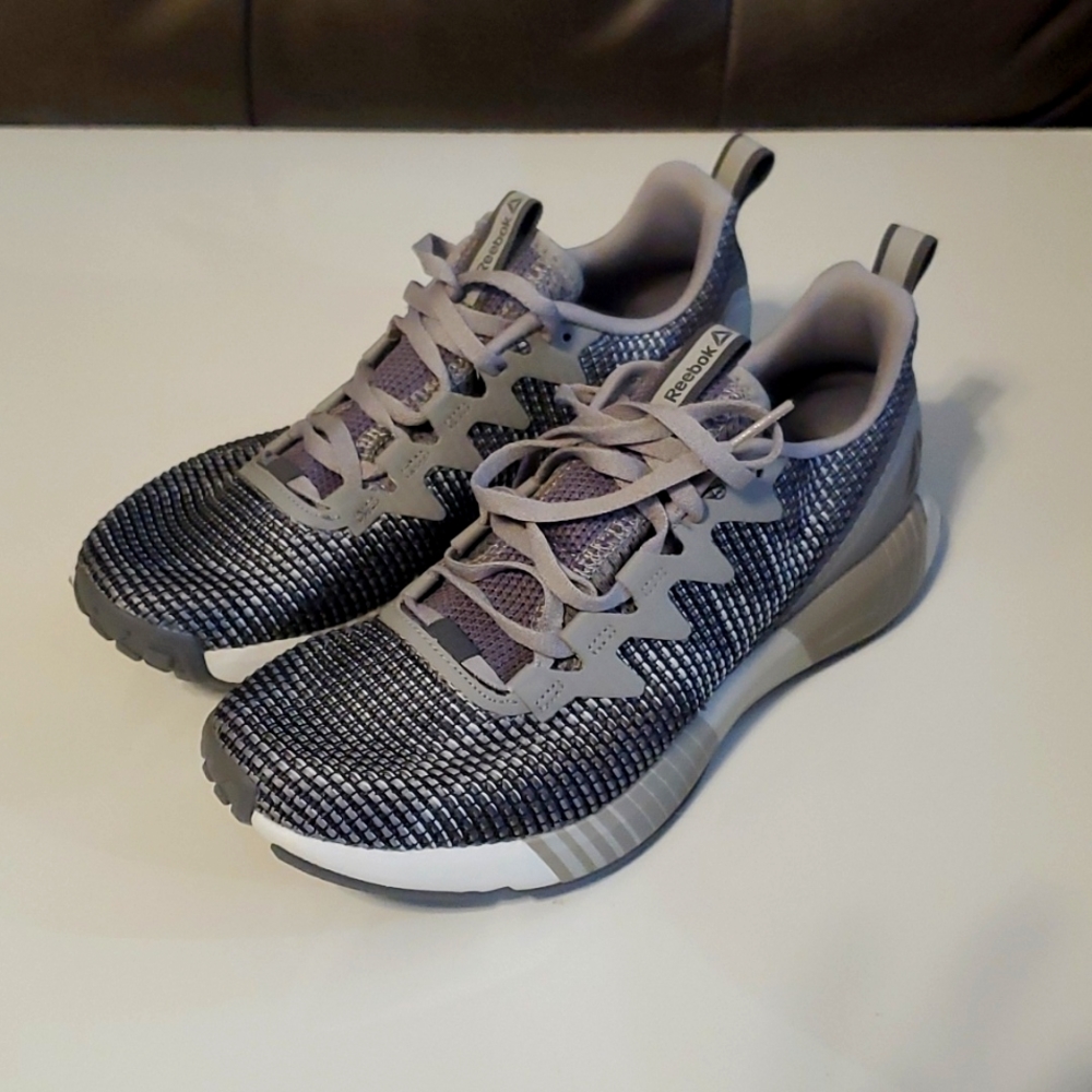 New Reebok Gray athletic shoes size 7.5
